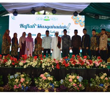 Melangkah dengan Cahaya Ilmu: Santri Al-Jawahir Resmi Lulus!